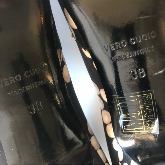 Vintage Hollywould Satin Peep Toe Pumps - Picture 14 of 16